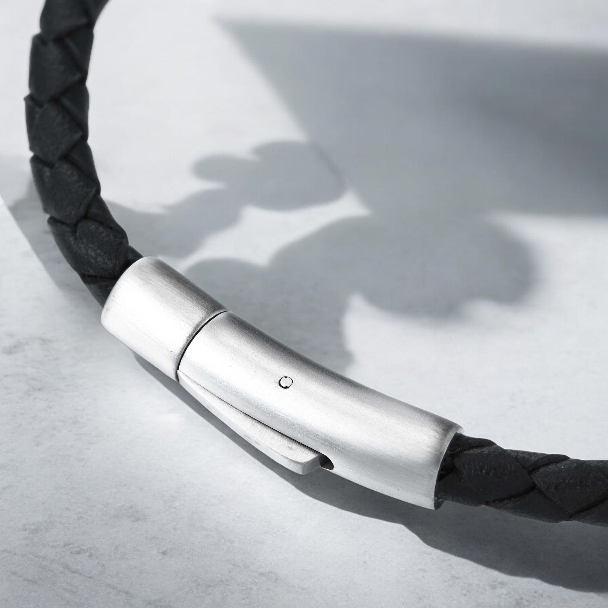 Mens Eclipse Band Leather Bracelet