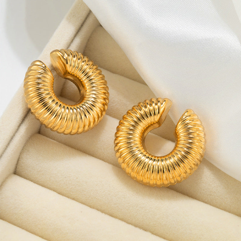Regal C Shaped Gold Ear Cuff