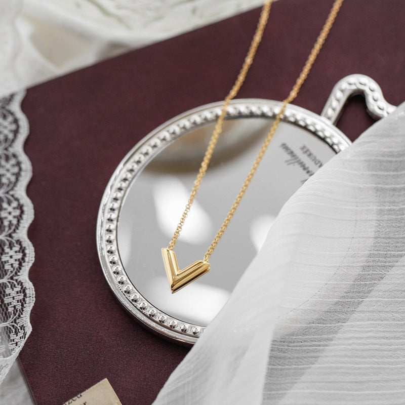 Versatile V Gold Necklace