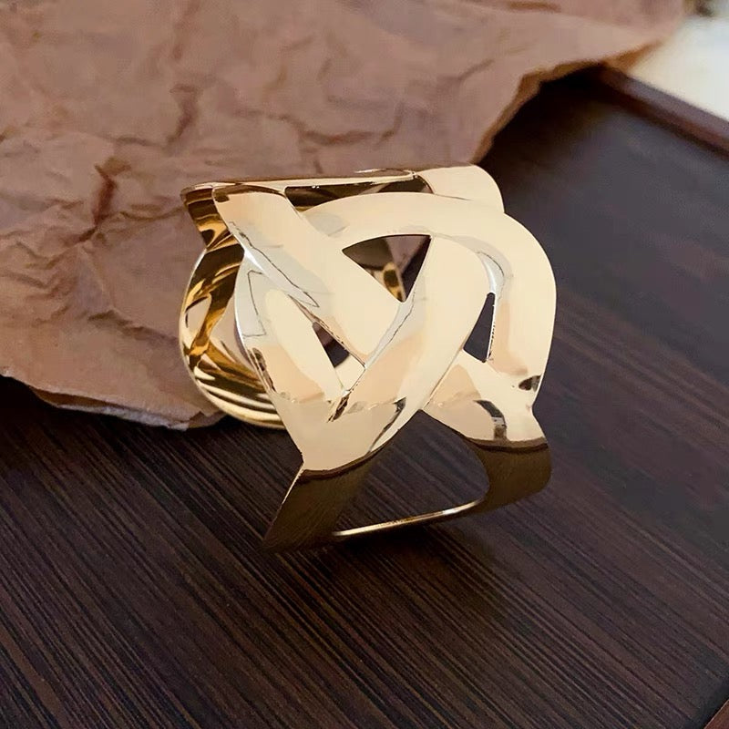 Golden Splendour Cuff