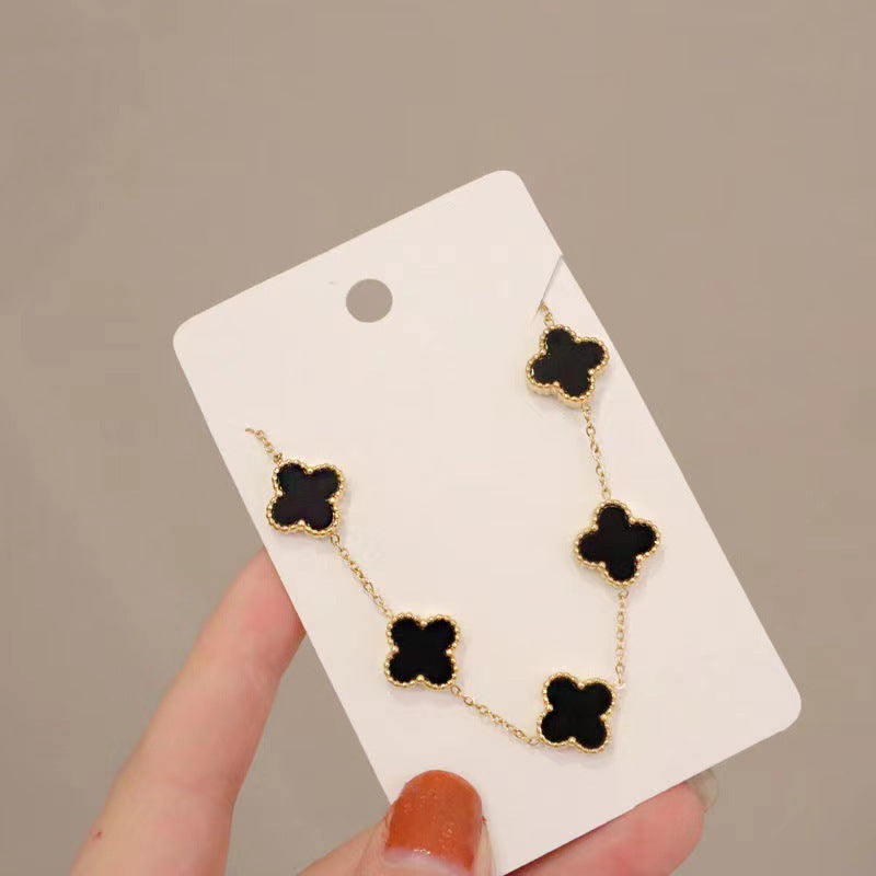 Black Enamel Clover Loose Bracelet