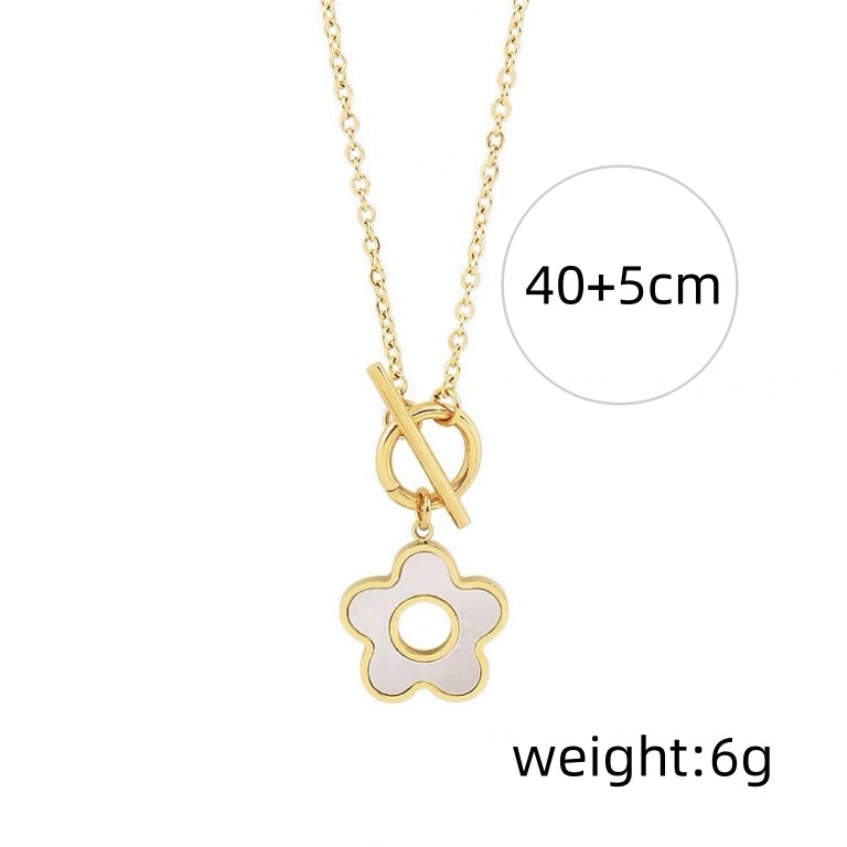 Mother of Pearl Bloom Necklace