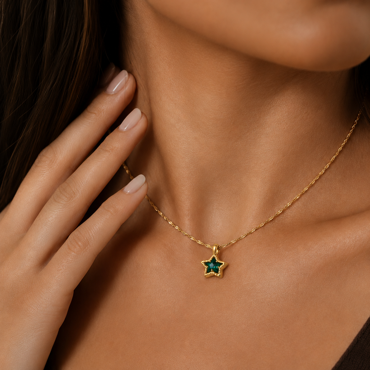 Green Star Pendant Necklace