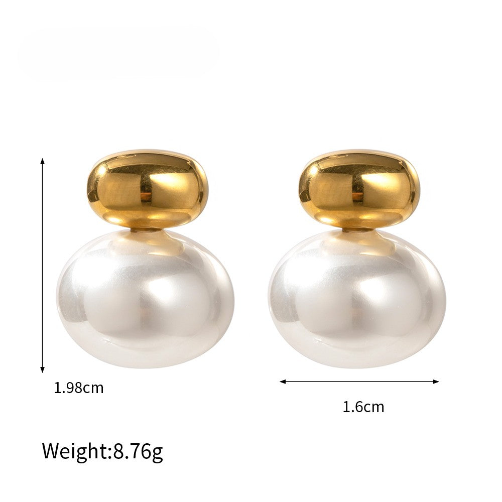 Gold and Pearl Studs
