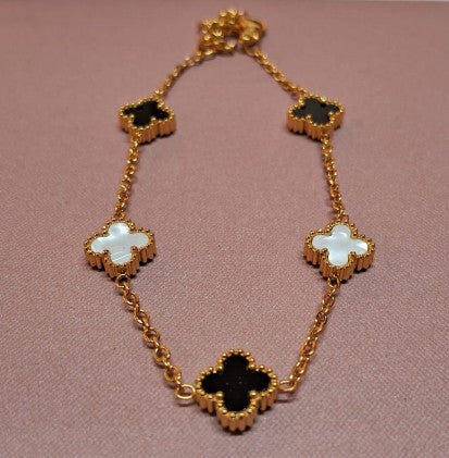 Black + White Clover Bracelet (Small Clovers)