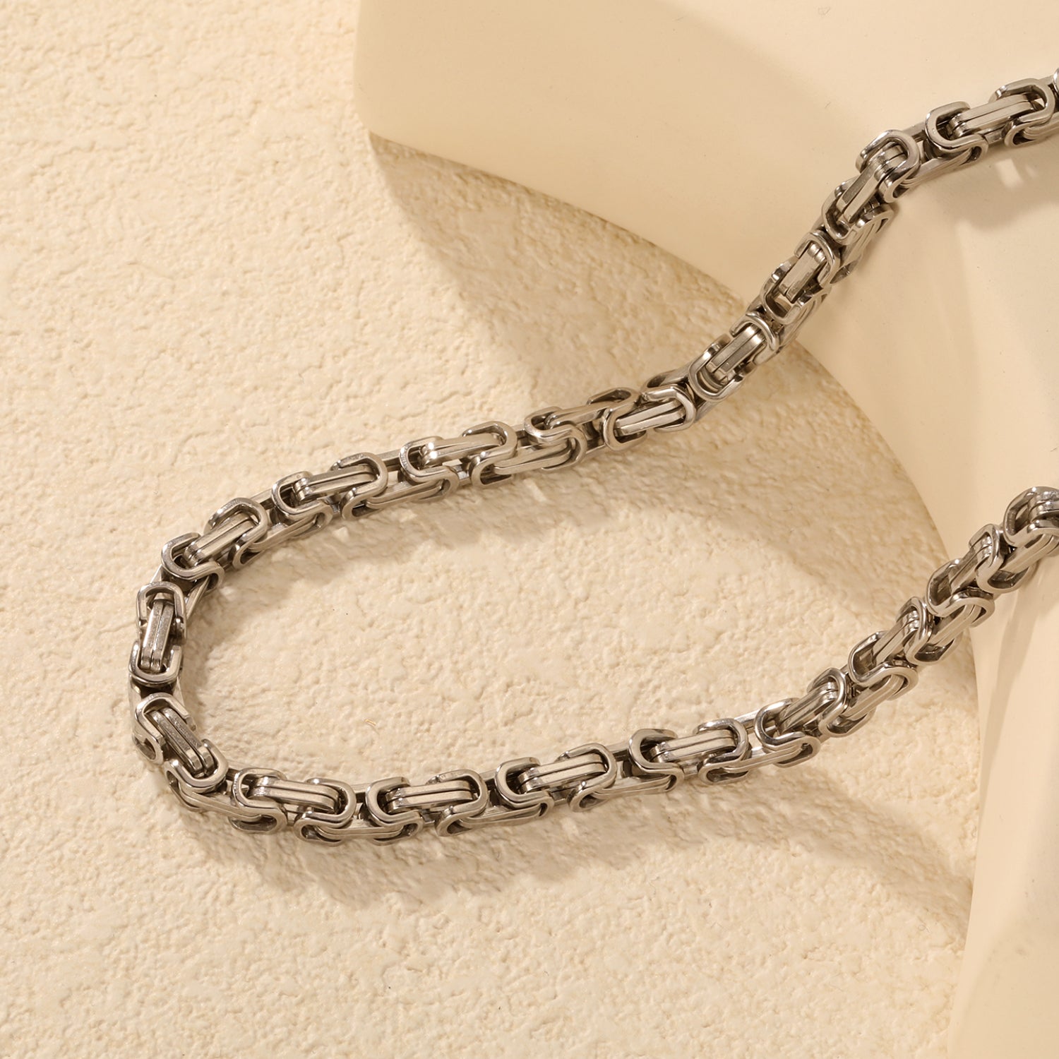 Mens Interlinked Silver Necklace