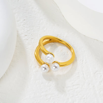 3 Point Pearl Ring