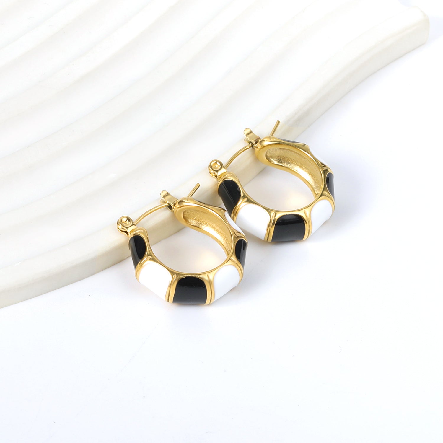 Black &amp; White Enamel Hoops