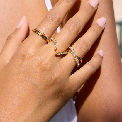 Interlinked Diamond Ring