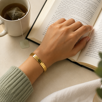 Ribbed Gold Bangle