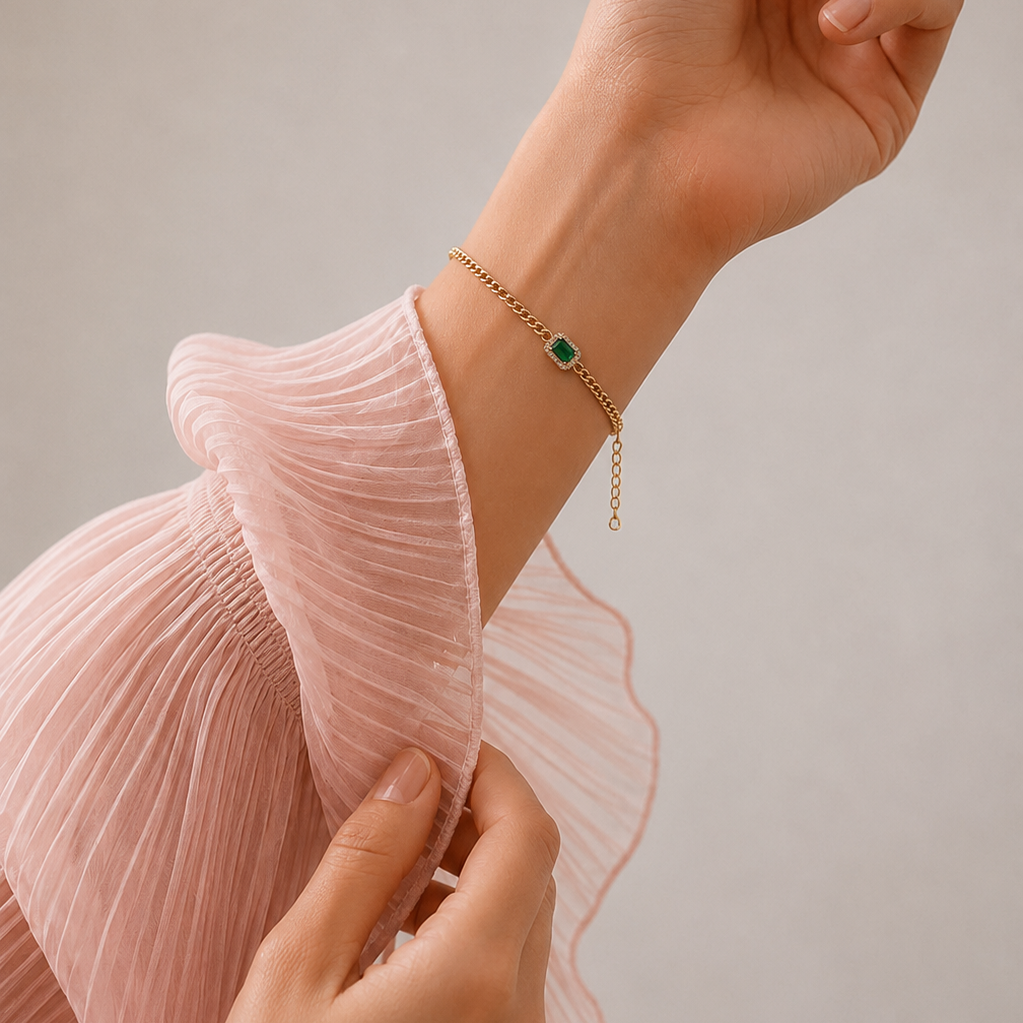 Single Green Square Bracelet